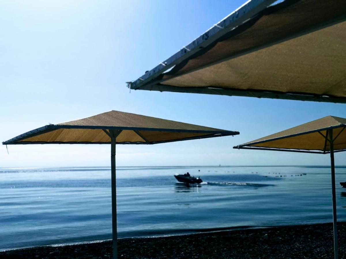 Ugur Beach Hotel Kemer Bagian luar foto