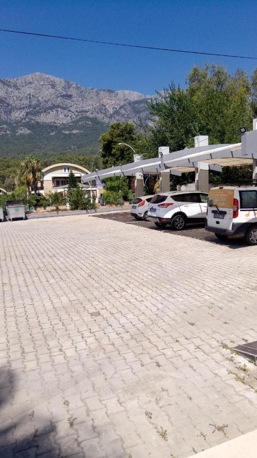 Ugur Beach Hotel Kemer Bagian luar foto