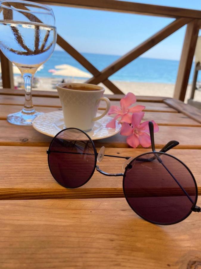 Ugur Beach Hotel Kemer Bagian luar foto